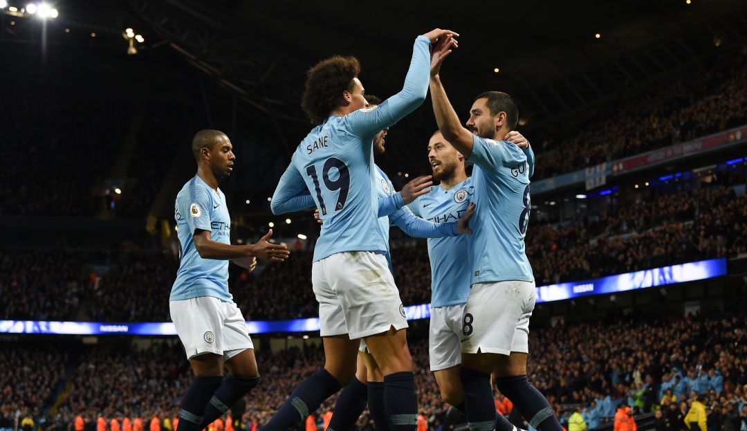 premier league city united: Manchester City se afianza en el liderato; el United atascado