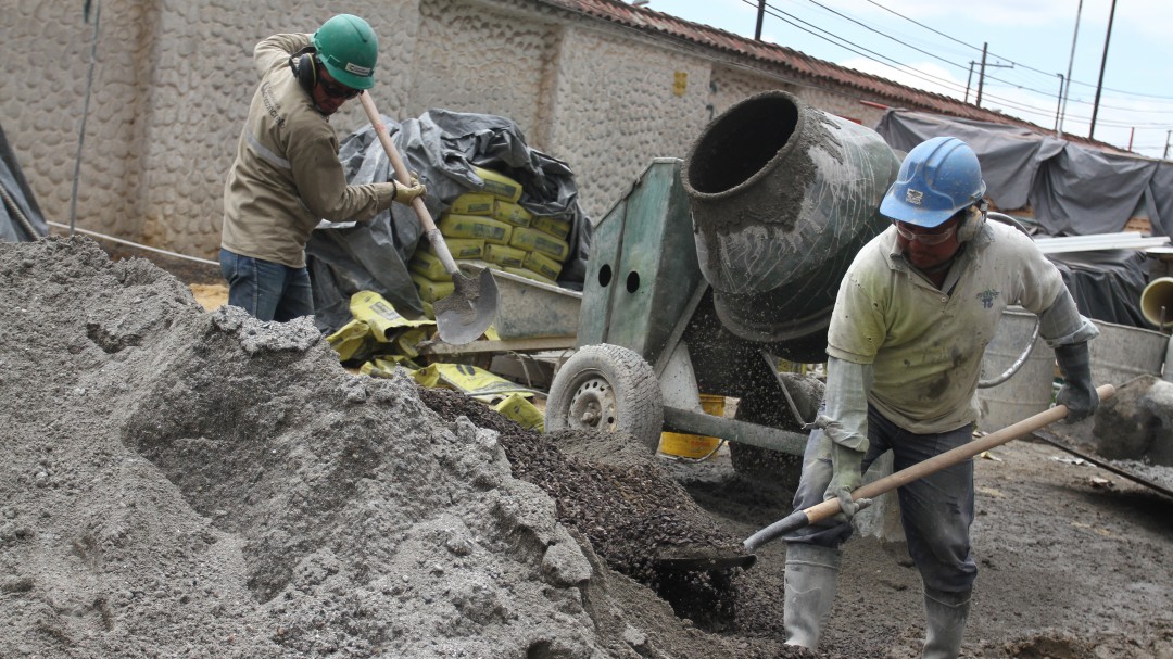 Por entregar cemento, tejas y varillas sancionaron a un ex alcalde