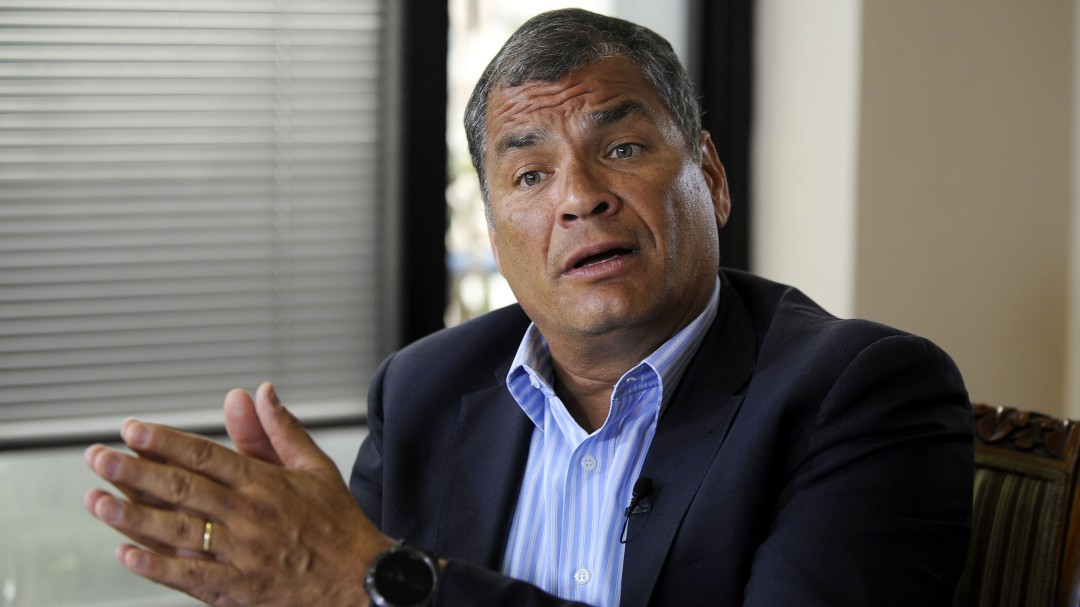 Interpol rechaza pedido de arresto y extradición a Rafael Correa