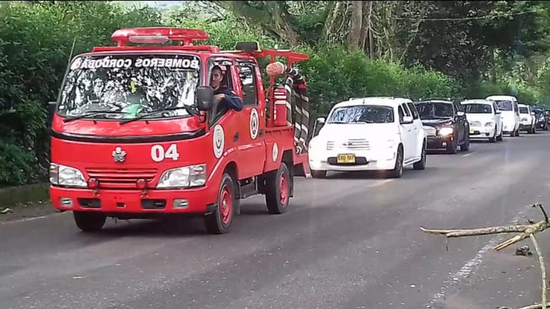 Luto en Quindío, hoy exequias de los hermanos Lasso, victimas del derrumbe