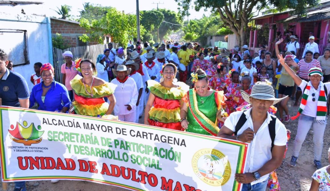 Adultos mayores de Cartagena le dieron la bienvenida a la Navidad: Adultos mayores de Cartagena le dieron la bienvenida a la Navidad