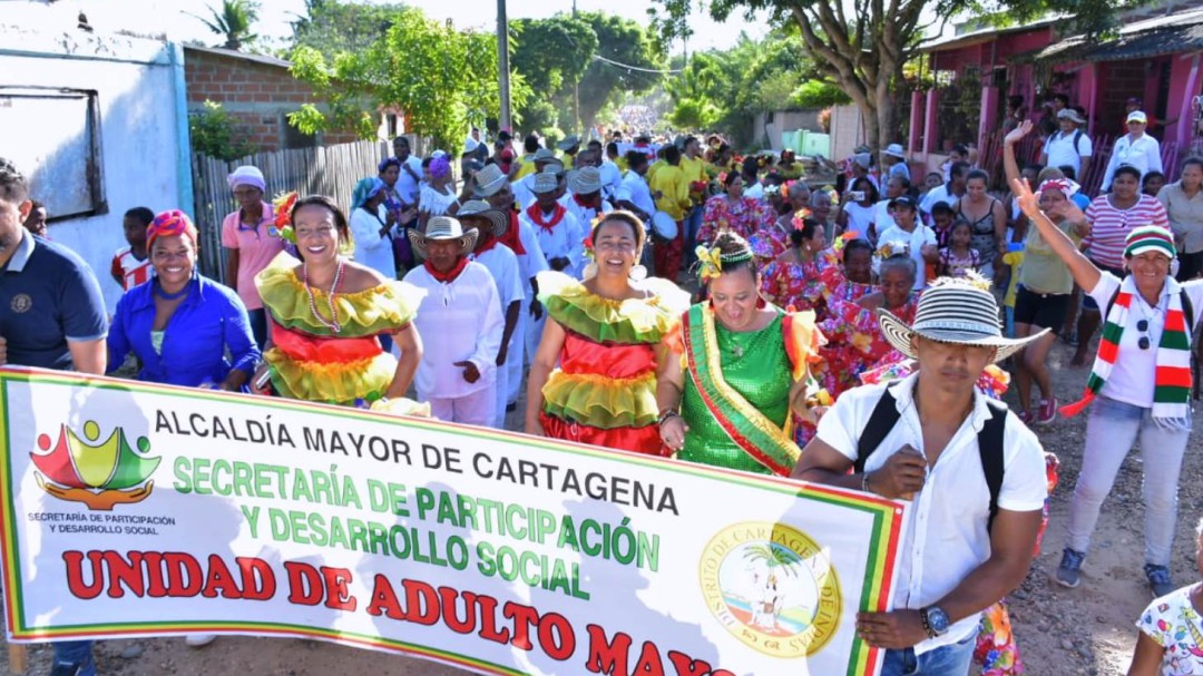 Adultos mayores de Cartagena le dieron la bienvenida a la Navidad