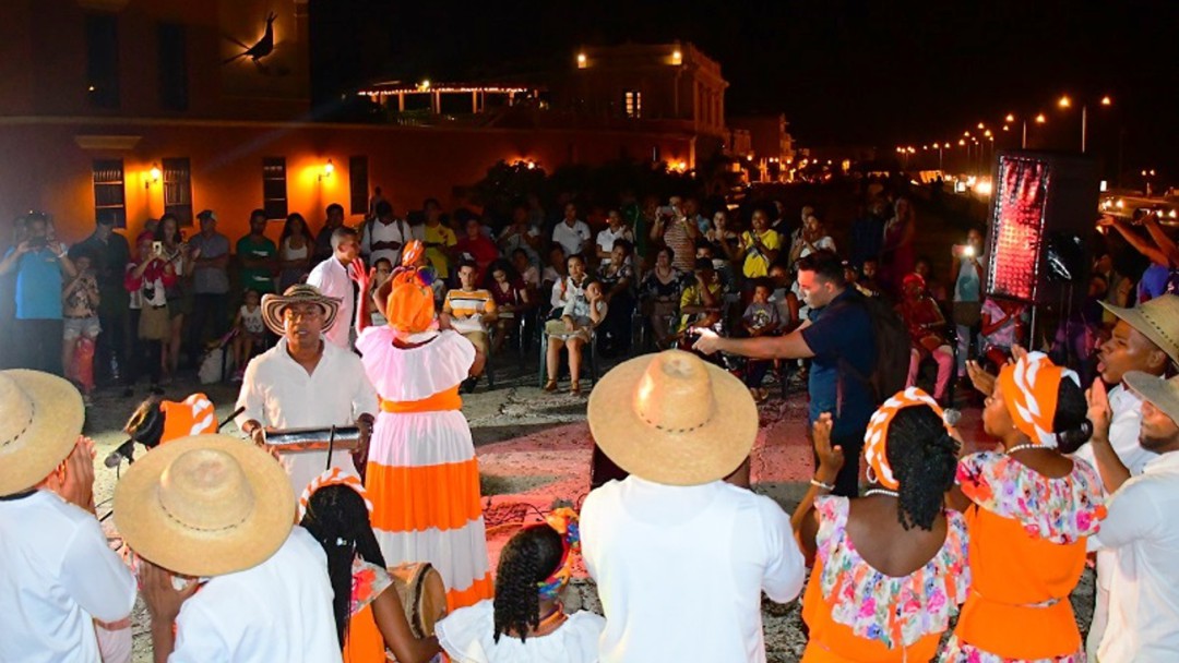 Este viernes, Corredor Cultural ilumina las murallas de Cartagena