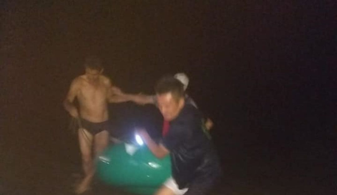 RESCATE TURISTA: Bomberos rescatan turista perdido en el Río Chicamocha