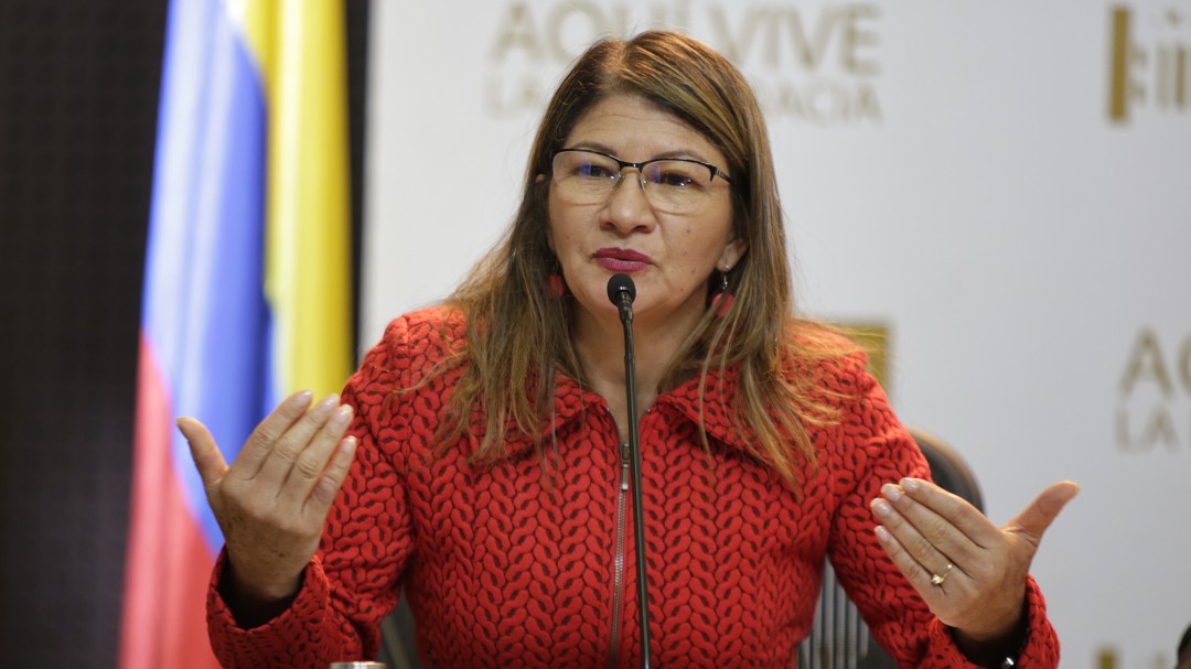 Esposa de ‘Tirofijo’ pide a ‘El Paisa’ e Iván Márquez acudir a la JEP
