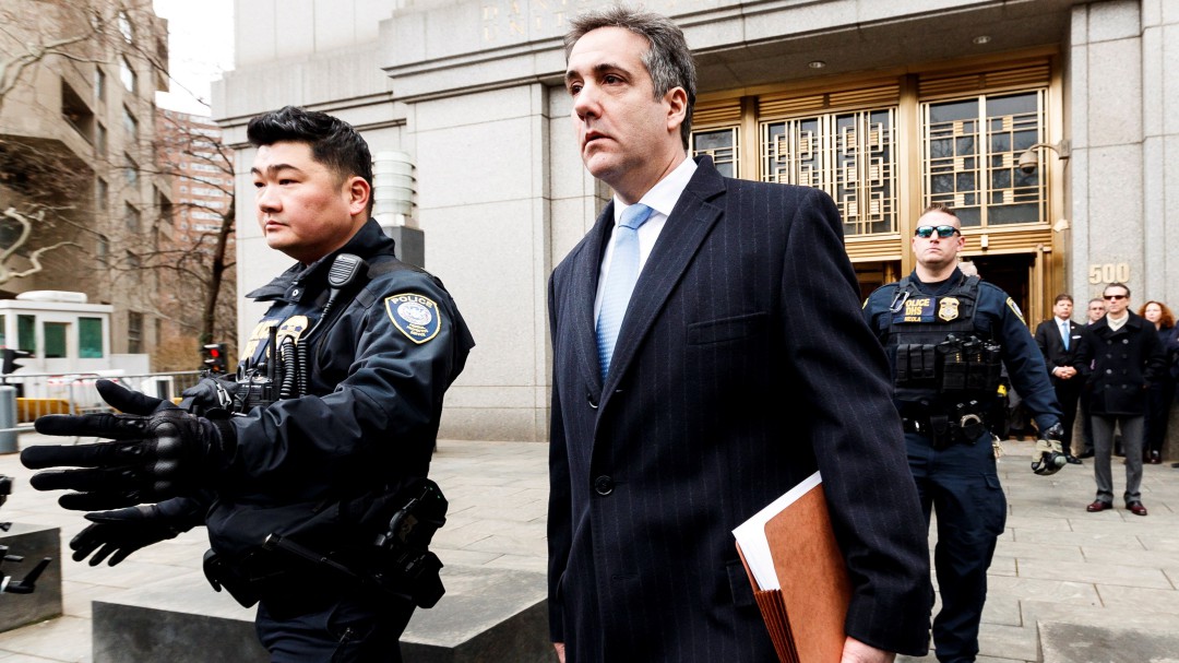 Condenan a exabogado personal de Trump a 3 años de prisión