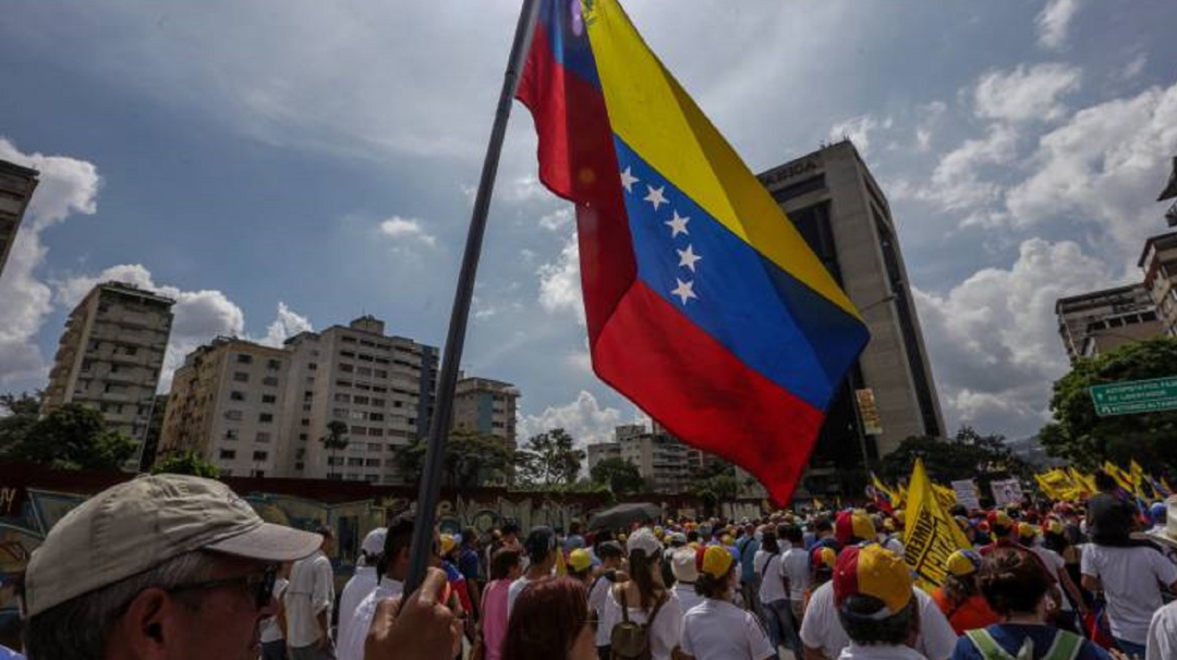 Oposición venezolana rechaza agravios al gobierno colombiano