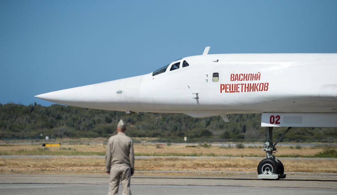 Aviones militares rusos abandonan Venezuela