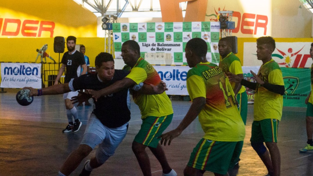 Torneo de Balonmano: Bolívar campeón en rama masculina