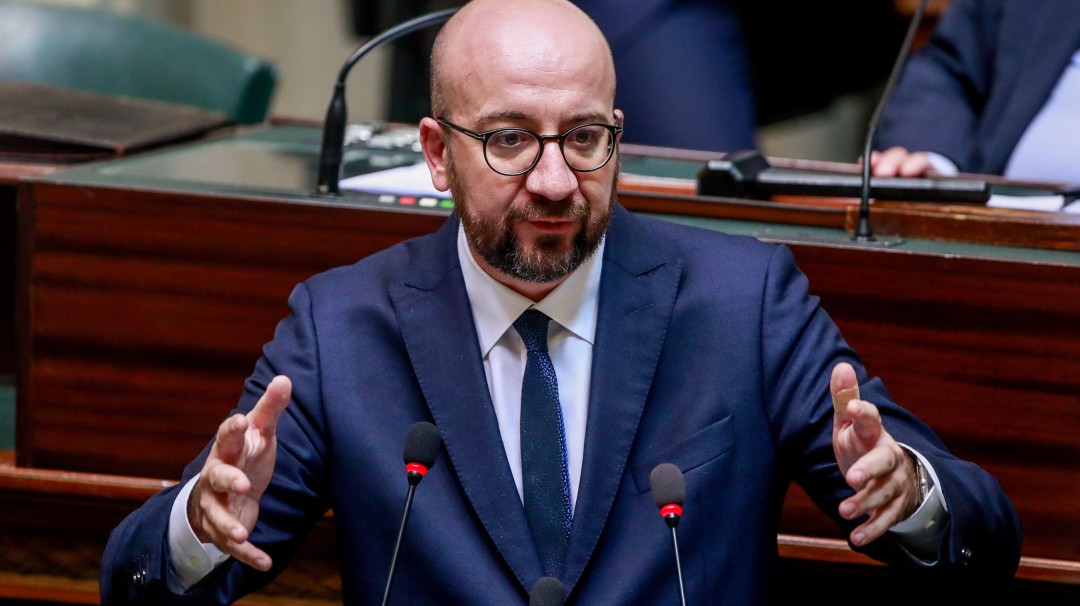 Primer ministro de Bélgica presentó su dimisión tras moción de confianza
