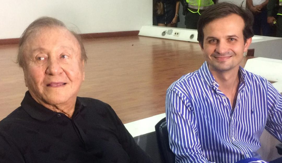 Recibimiento del alcalde Rodolfo Hernández: Con bombos y platillos ciudadanos reciben a Rodolfo Hernández