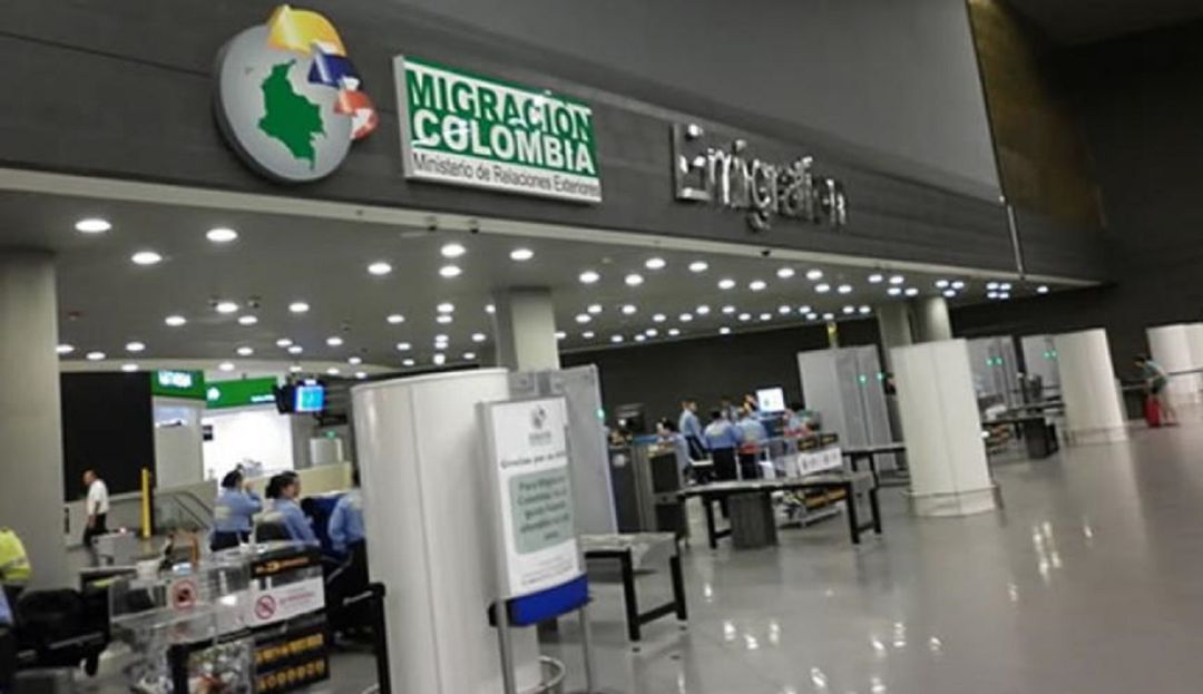 Migración Colombia, Carlos Manuel Pino: “A mi esposo lo retuvieron de forma arbitraria”: Gloria Flórez