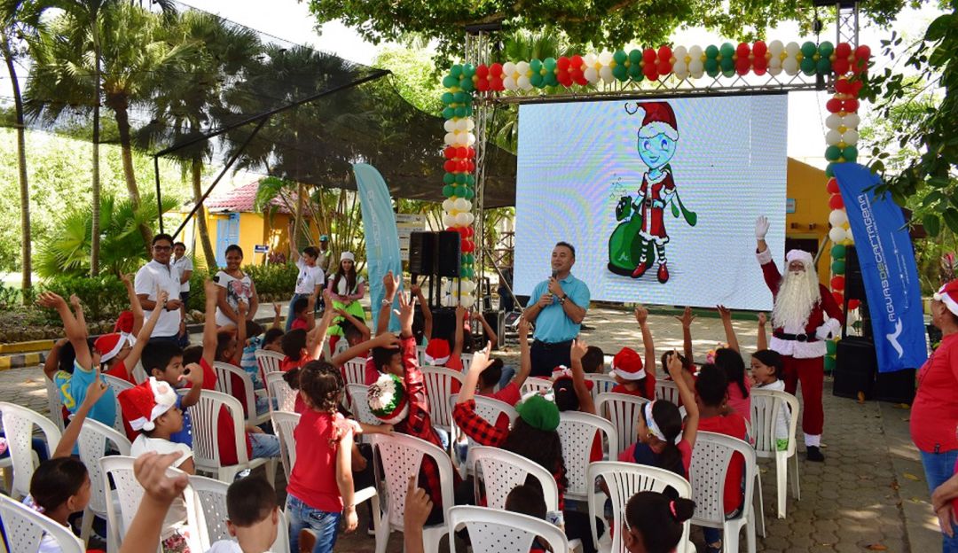 Aguas de Cartagena entregó más de 6 mil regalos en diferentes comunidades: Aguas de Cartagena entregó más de 6 mil regalos en diferentes comunidades