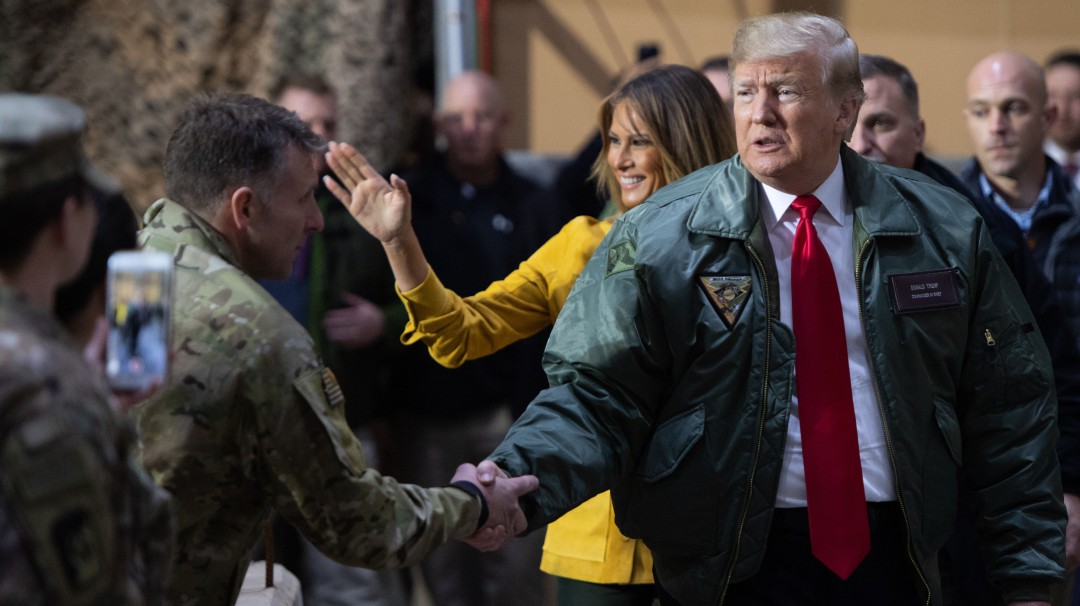 Trump habría usado examen médico falso para no ir a Guerra de Vietnam