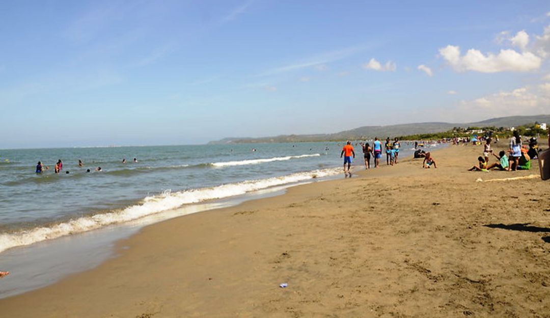 Ordenan cierre a Playa Blanca en Cartagena tras completar aforo: Ordenan cierre a Playa Blanca en Cartagena tras completar aforo