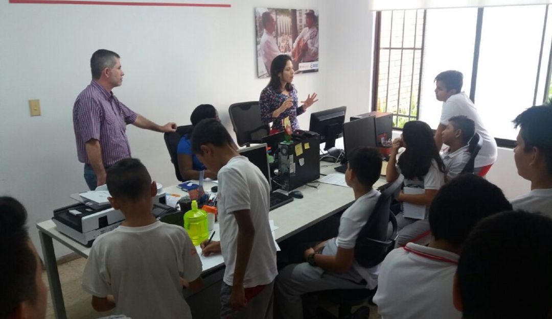 Computadores y hasta las ollas de cocina, hurtaron de escuela pública: Computadores y hasta las ollas de cocina, hurtaron de escuela pública