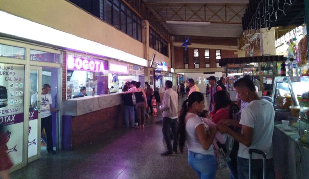 Alto flujo de pasajeros en terminal de Ibagué