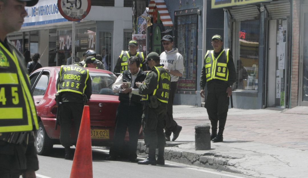 Cada tres minutos se sanciona a un conductor por pico y placa en Bogotá