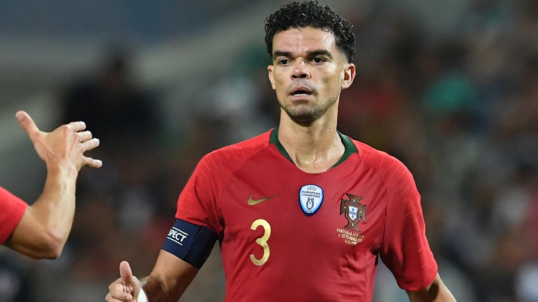 Pepe deja el Besiktas y regresa al Porto luego de 12 años