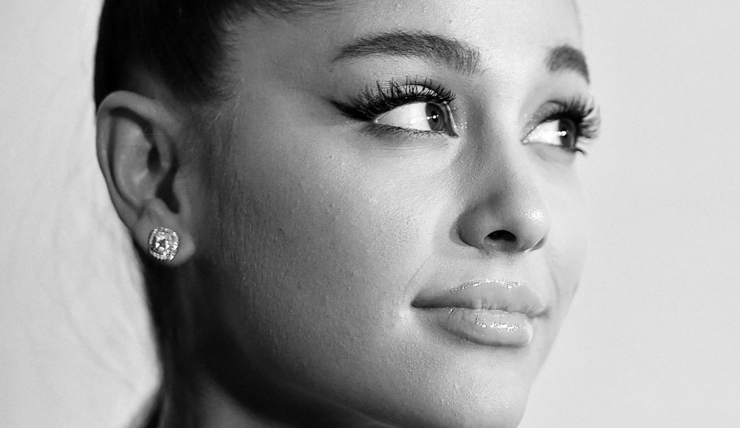 tatuaje favorito de Ariana Grande.: Ariana Grande revela uno de sus tatuajes favoritos