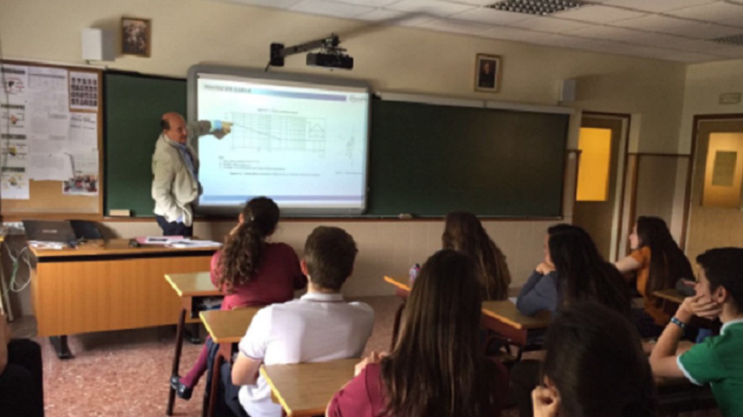 Todavía hay cupos disponibles en colegios oficiales de Medellín