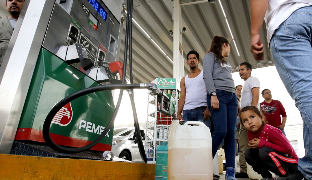 Crisis combustible en México: Aumenta la crisis por la escasez de combustible en México