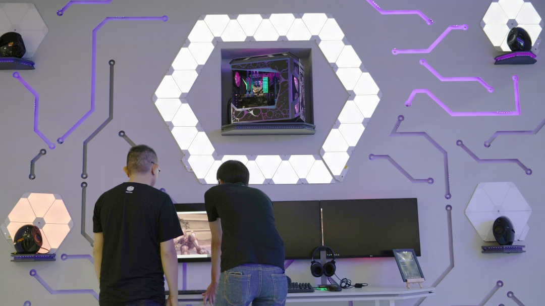 Asus con sus portátiles, centra su atención en videojuegos y creativos