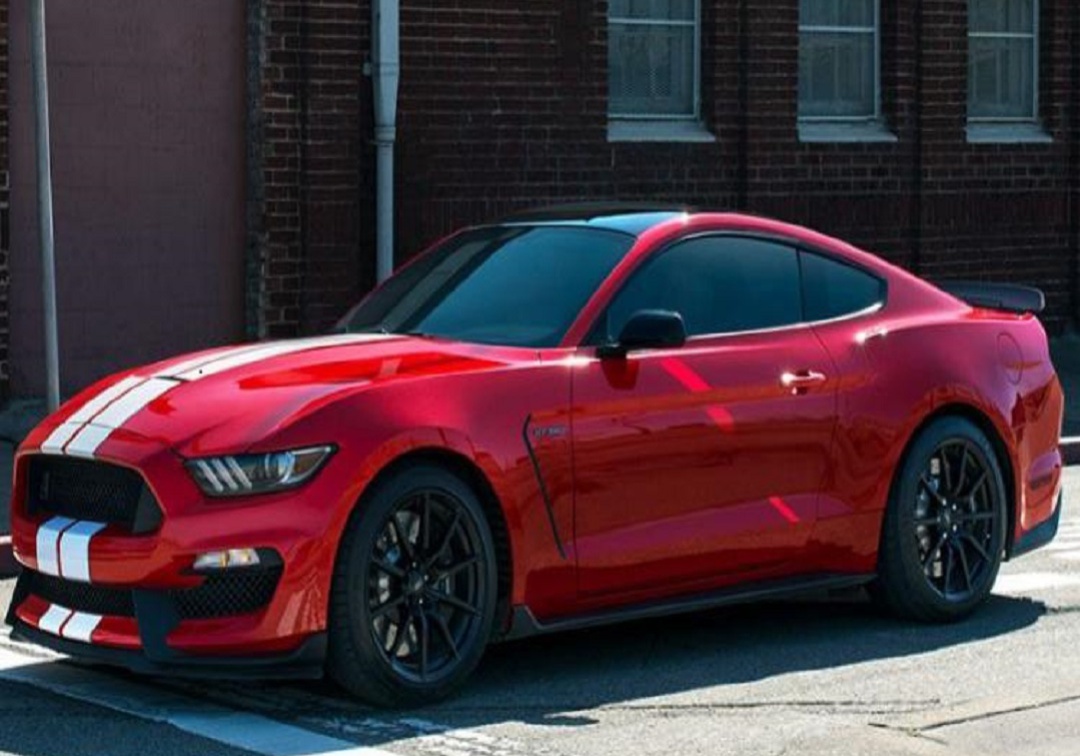 Se compró un Ford Mustang y se le dañó a los 1.000 kilómetros