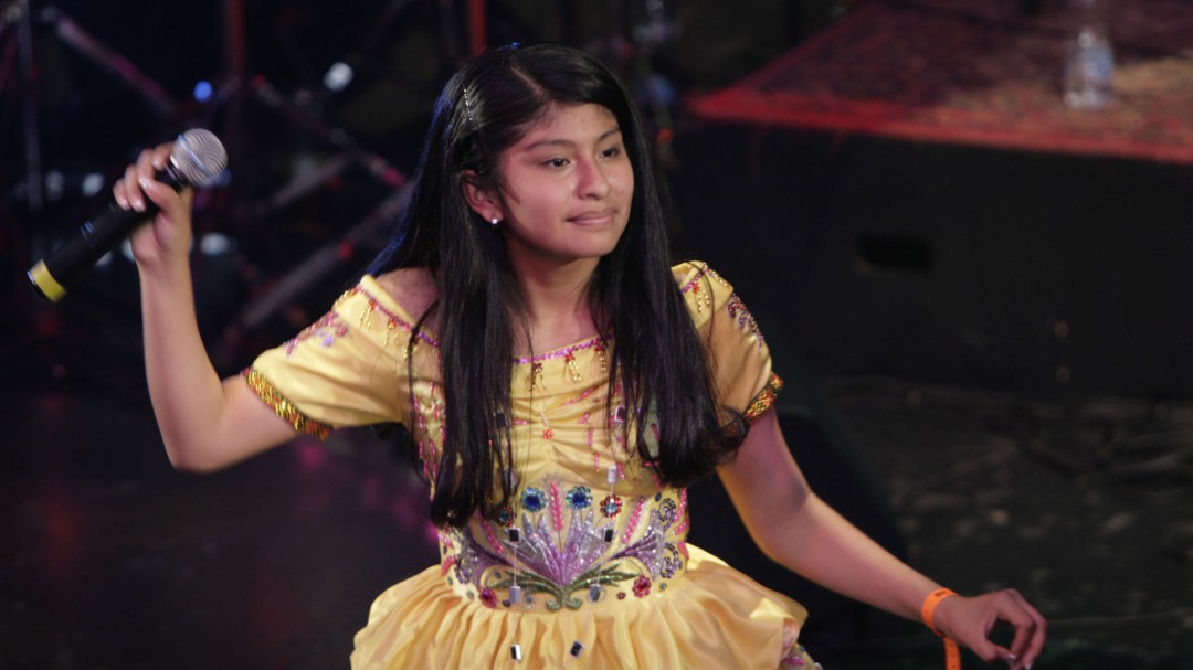 ¡Como ha crecido! Ahora Wendy Sulca canta reguetón