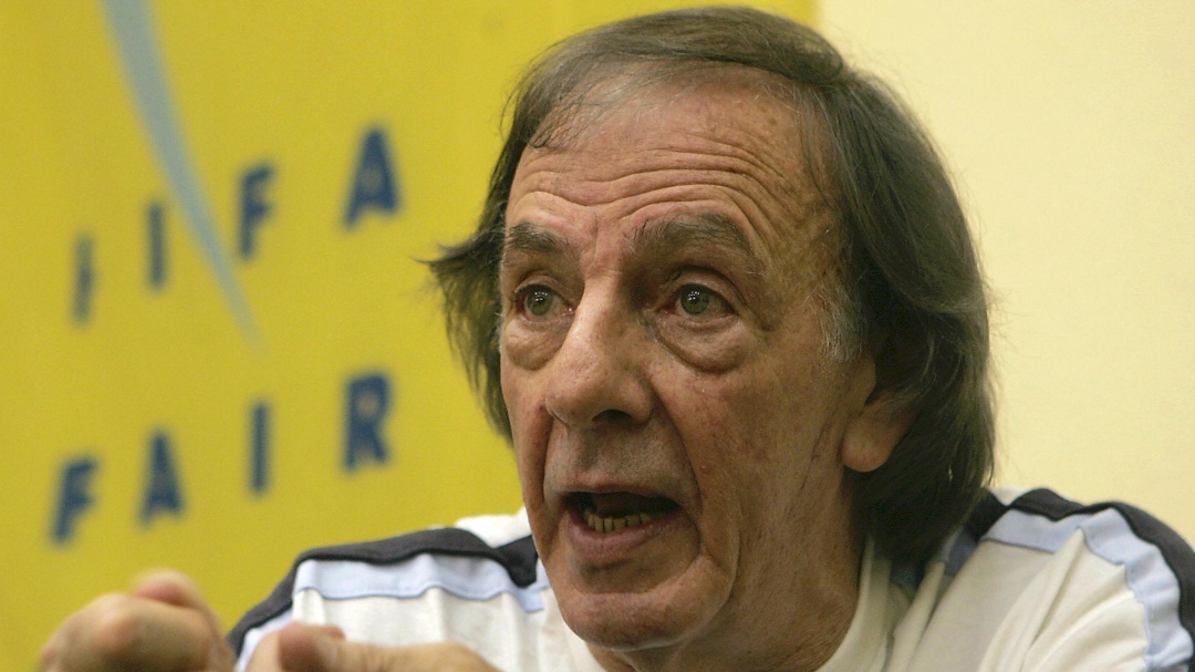 Menotti es designado como director de selecciones Argentina