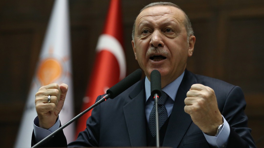 Turquía respondió a amenazas económicas de Trump