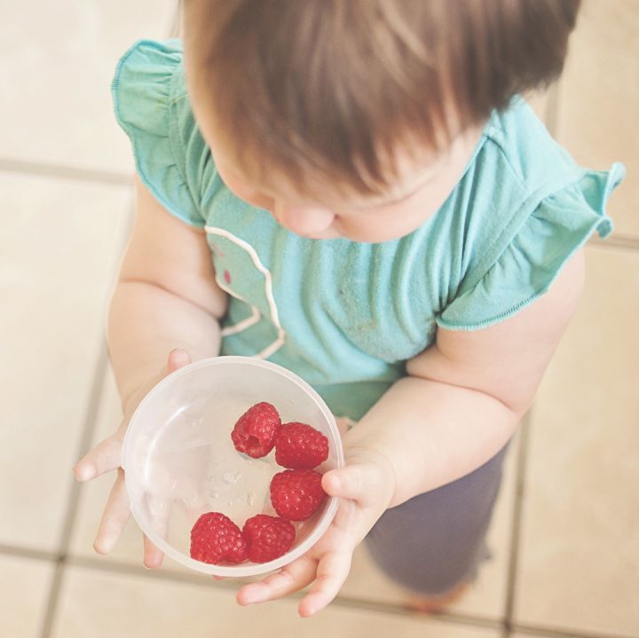 ¿Qué debe hacer para el buen desarrollo de un niño?