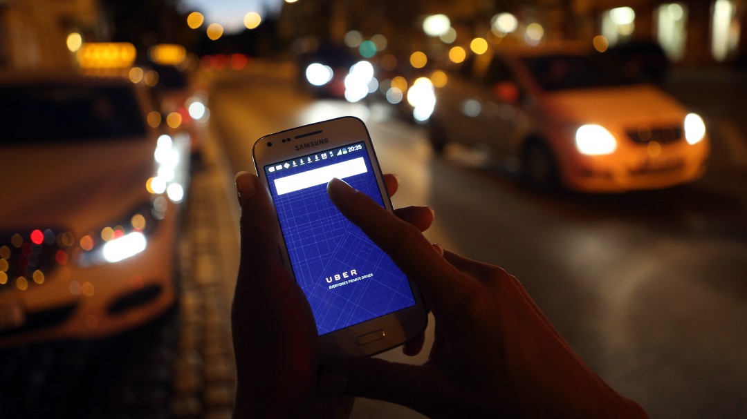Denuncian presunto abuso a una pasajera de Uber