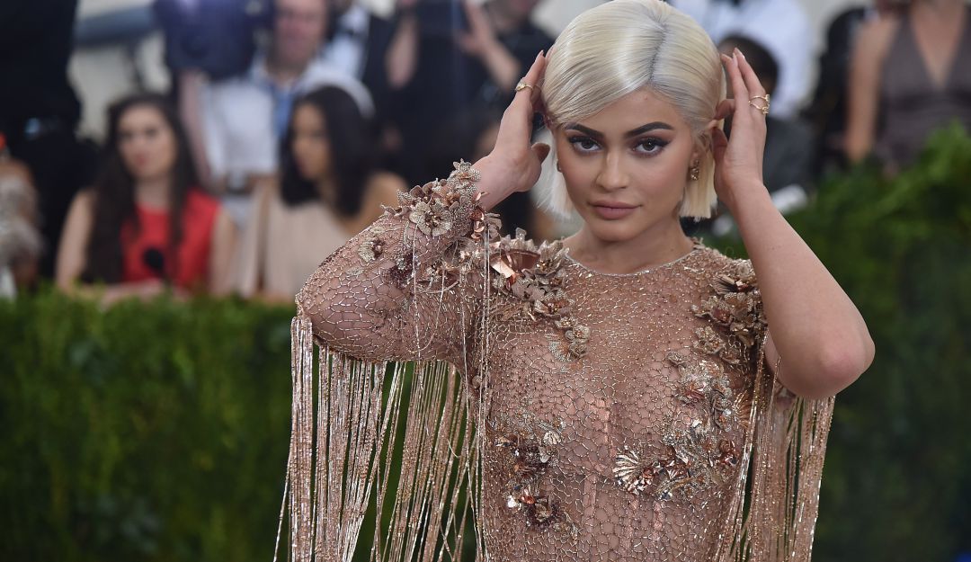 Kylie Jenner destronada en Instagram por un huevo Kylie Jenner destronada en Instagram por un huevo