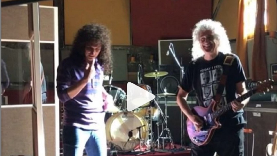 El solo de Brian May delante del elenco de 'Bohemian Rhapsody'
