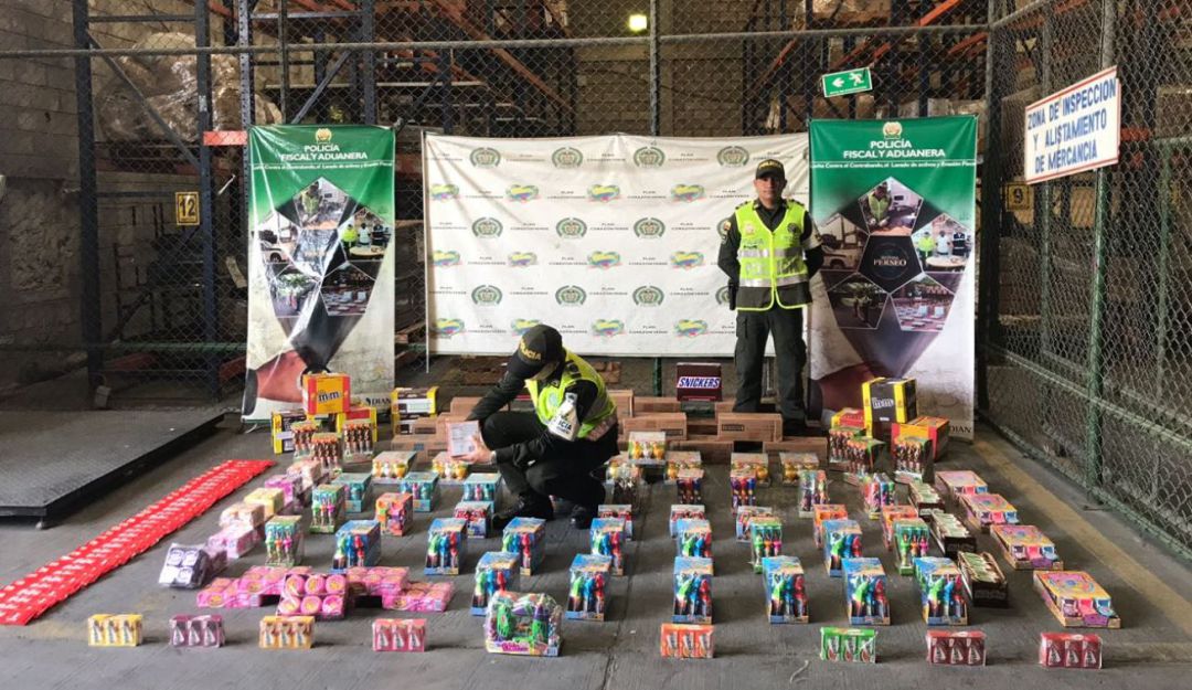Autoridades en Cartagena decomisan 30 millones en mercancía de contrabando: Autoridades en Cartagena decomisan 30 millones en mercancía de contrabando