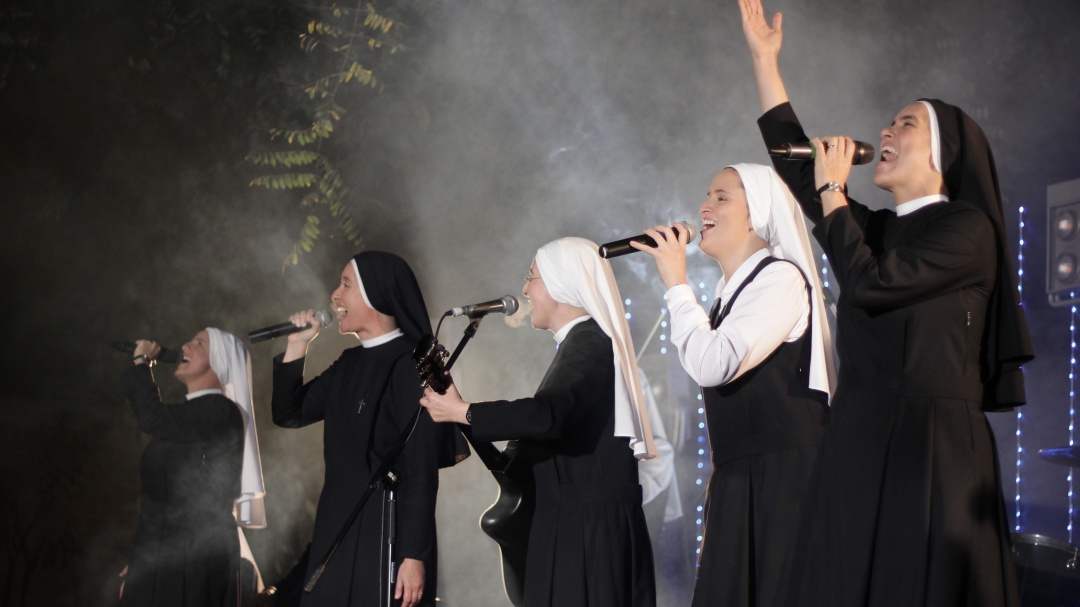 Siervas, las religiosas roqueras que harán bailar al papa en Panamá
