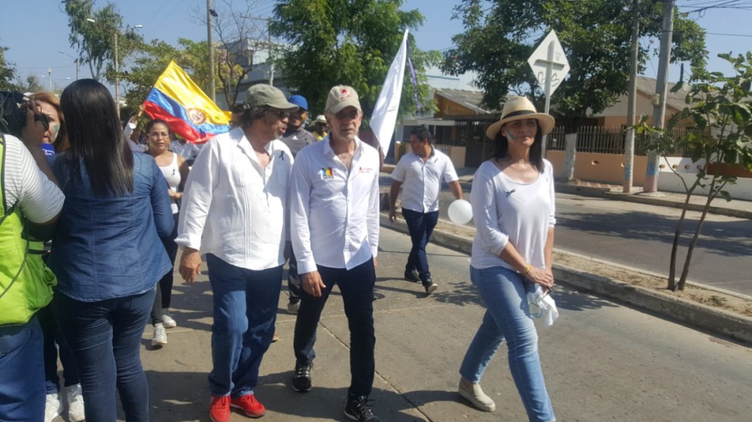 Hay que ser duro con el terrorismo, dijo Verano en marcha de solidaridad