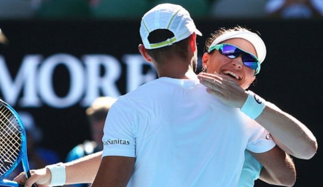 Cabal dobles Australian Open: Cabal avanzó a cuartos de dobles mixtos en Australia
