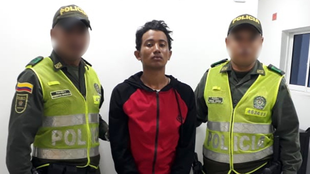 Capturan cuatro presuntos delincuentes por porte ilegal de armas de fuego