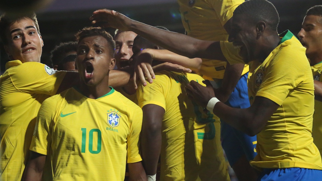 Con doblete de su estrella Rodrygo, Brasil vence a Venezuela