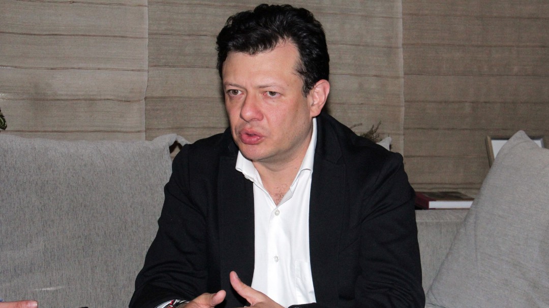 Denuncian a Hollman Morris por maltrato intrafamiliar