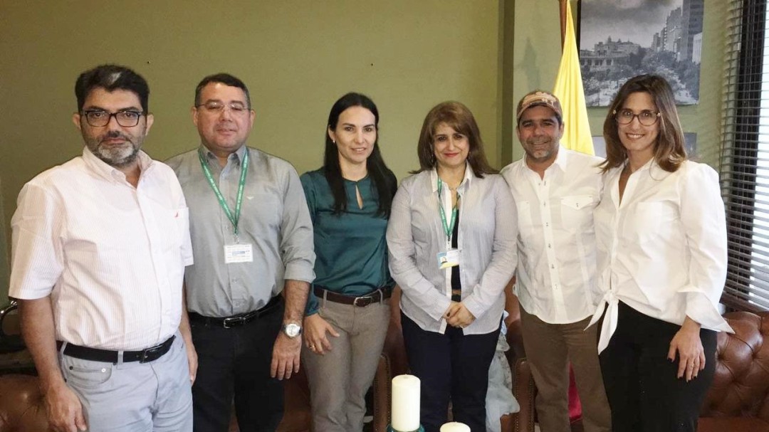 Alcalde y agente especial de Electricaribe examinan proceso de intervención