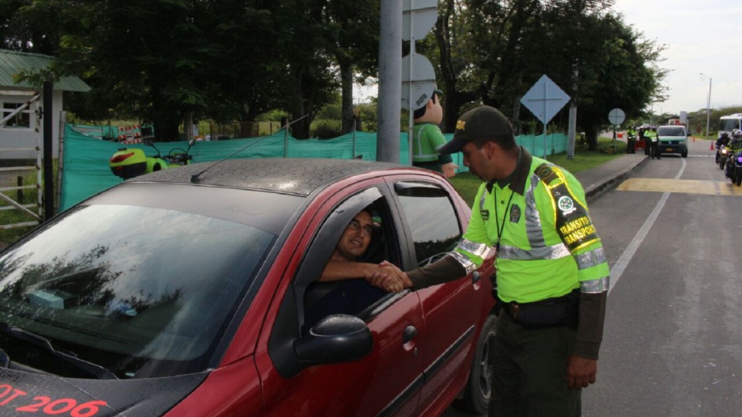 Pico y placa al mediodía se mantendría todo el año
