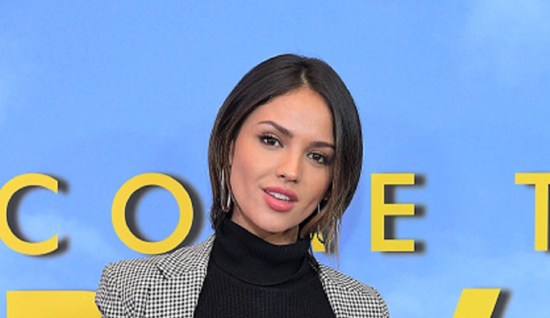 Critican a Eiza González por deformidad de sus pechos: Las críticas que recibió en redes por un video Eiza González