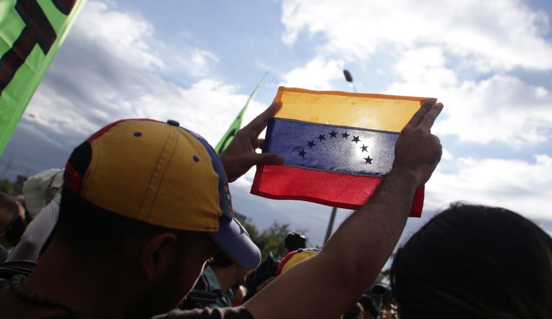 La autoproclamación de Guaidó: Guaidó agradece apoyo internacional tras autoproclamación a la Presidencia