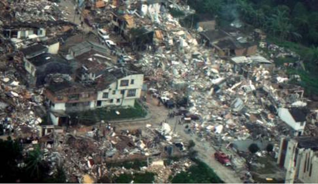 Más de 1100 muertos dejó el terremoto del 25 de enero de 1999
