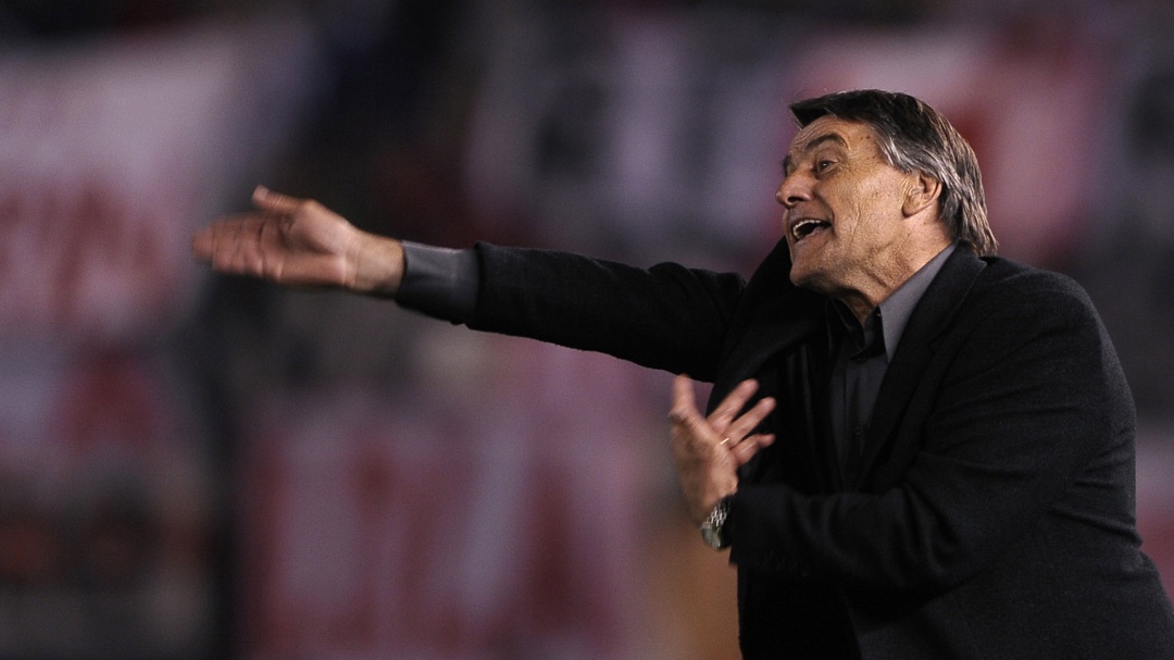 "Pekerman ha dejado un equipo fuerte y armado para Queiroz": Hugo Tocalli