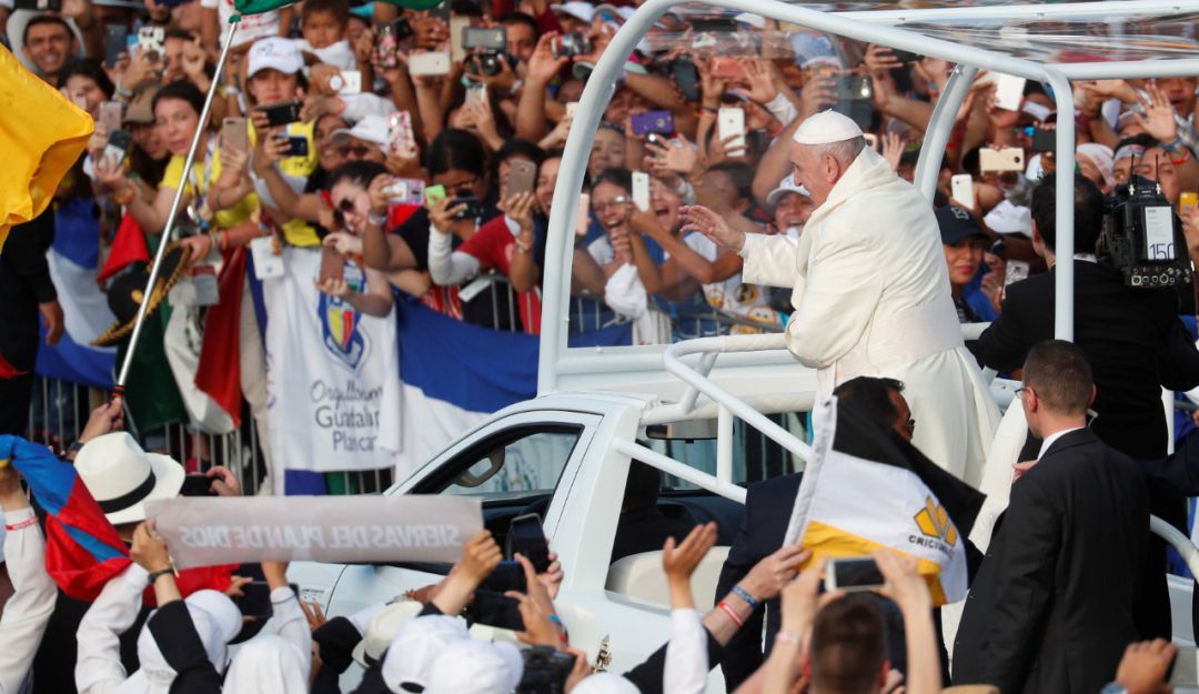 Papa Francisco en la Jornada de la Juventud de Panamá: Francisco clama contra cultura de la "división" y se entrega a los jóvenes