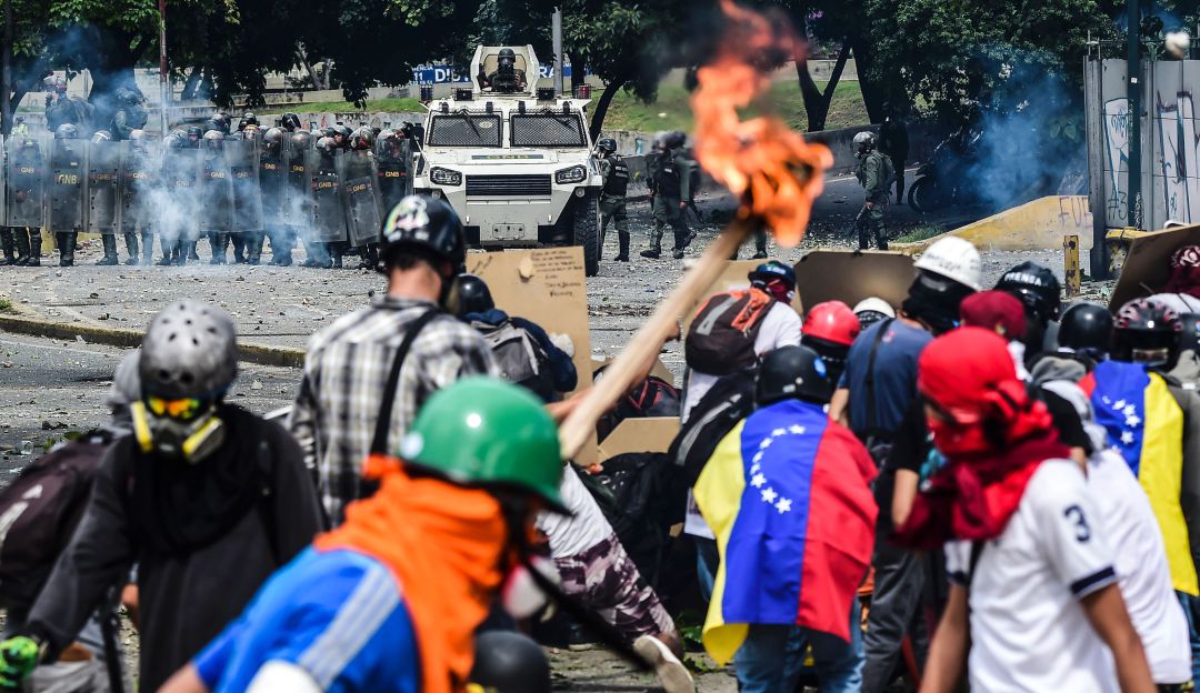Crisis en Venezuela: EE.UU. recomienda a sus ciudadanos abandonar Venezuela